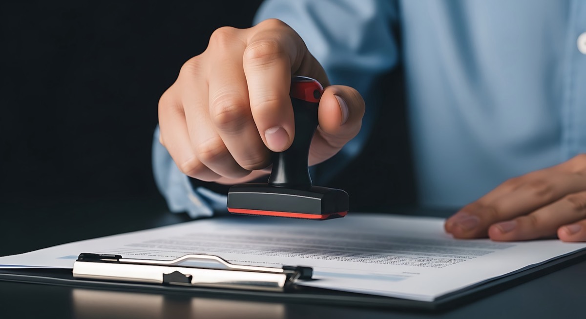 Approbation & Berufsanerkennung übersetzen lassen – Approbationsurkunden und Berufsnachweise übersetzen durch Übersetzer für Deutsch, Englisch und 75 weitere Sprachen