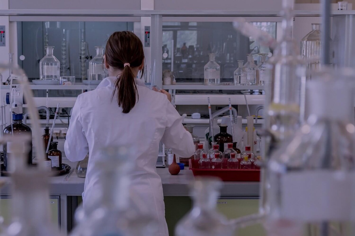 Chemie- & Pharmaübersetzungen – Übersetzung für Pharmazeutik Pharmazie und Chemie-Texte durch Übersetzer für Deutsch, Englisch und 75 weitere Sprachen